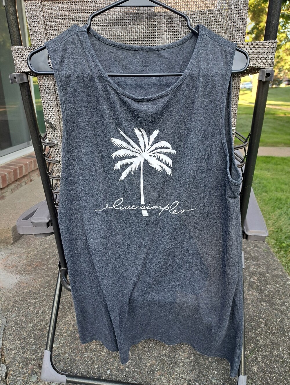 Source Unknown Charcoal Muscle Tee with White Palm Graphic